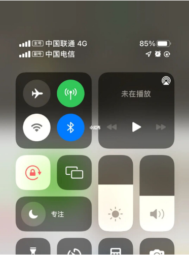 姜堰苹果手机维修分享iPhone双卡信号解决办法 