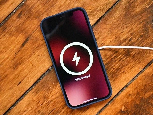 姜堰苹果手机维修分享iPhone 12可以随便充电吗 